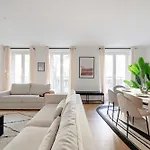 Superb Apt A C - 2Br 6P - St Germain-Des-Pres